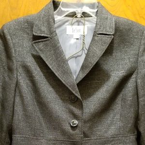 Ladies business pants suit